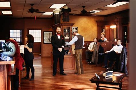 Roosters mariemont - We offer professional men's grooming services including haircuts, shaves and coloring. Book your appointment at Roosters Men's Grooming Center today.